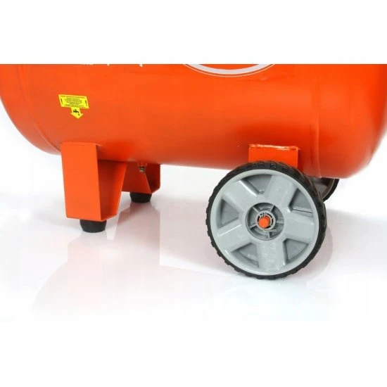 Kompresor 115 litrový 2-piestový M88014V