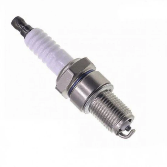 Zapaľovacia sviečka pre 4 taktné motory Loncin NAC 11-06037
