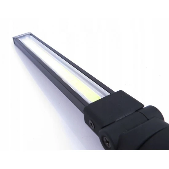 Dielenská baterka 10W 700 lm LED svietidlo akumulátorová FT15101