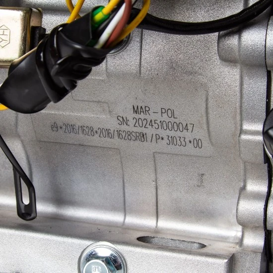 Benzínový motor 15 HP 3600 ot./min.hriadeľ 25 mm elektrický štartér M30062