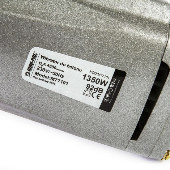 Ponorný vibrátor na betón motor 1350W M77101