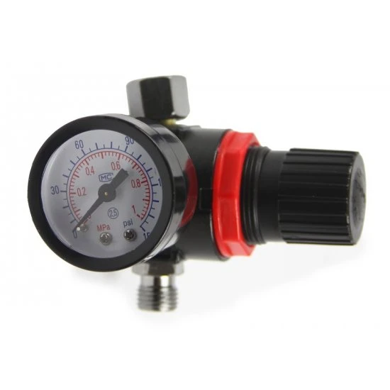 Striekacia lakýrnická pištoľ HVLP dýza 1.4mm a 1.7mm M80600