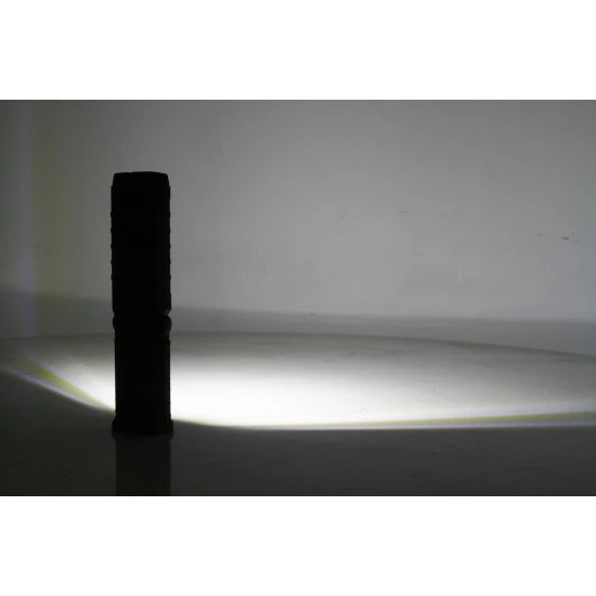 Dielenská baterka LED svietidlo akumulátorová M82731